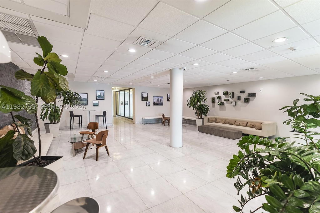 Real estate property located at 1035 West Ave #201, Miami-dade, Mirador 1035 Condo, Miami Beach, FL