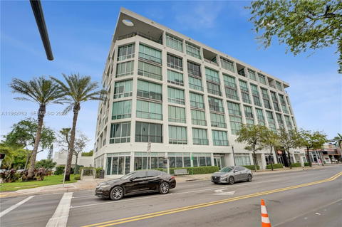 Real estate property located at 8101 Biscayne Blvd R-513, Miami-dade, The Bank Condo, Miami, FL