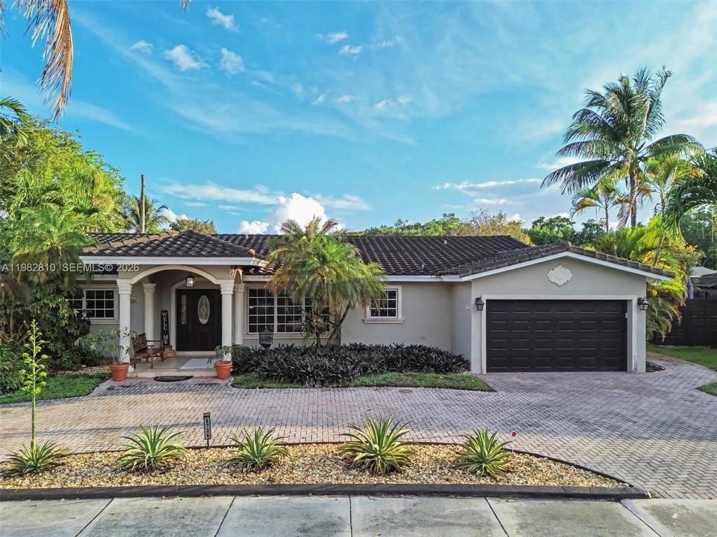 Real estate property located at 6726 Orchid Dr, Miami-dade, Miami Lakes Sec 4, Miami Lakes, FL