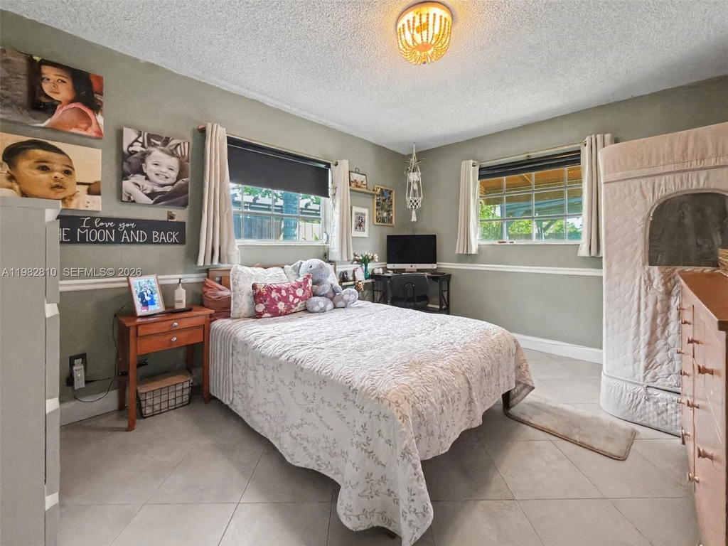 Real estate property located at 6726 Orchid Dr, Miami-dade, Miami Lakes Sec 4, Miami Lakes, FL
