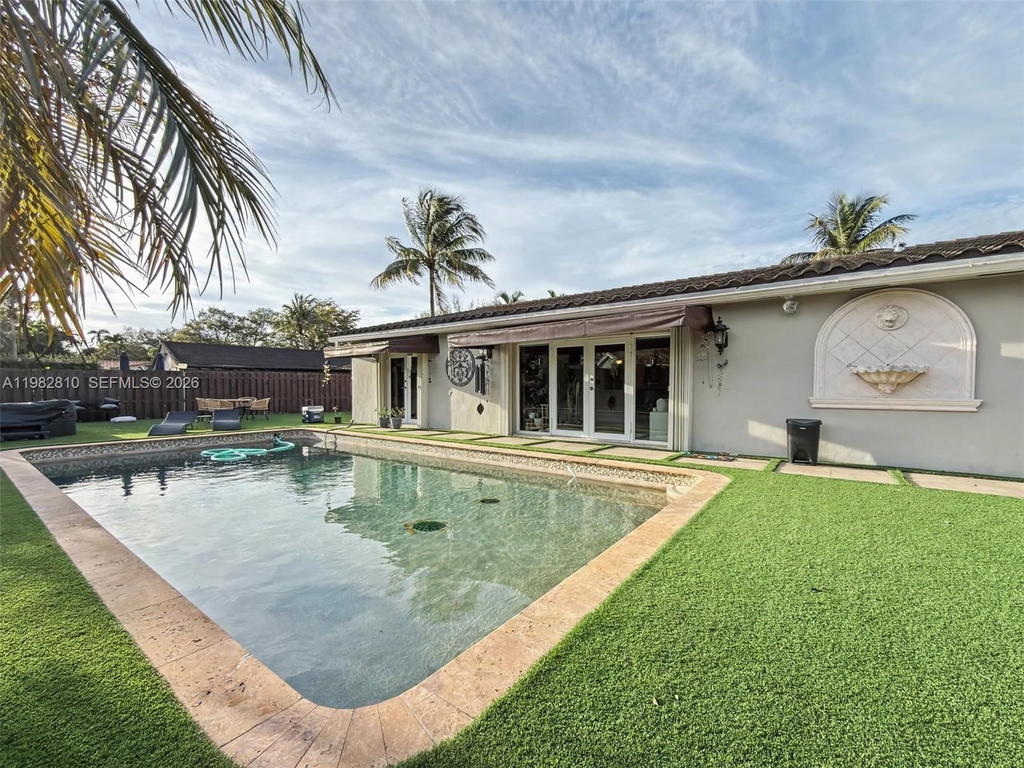 Real estate property located at 6726 Orchid Dr, Miami-dade, Miami Lakes Sec 4, Miami Lakes, FL