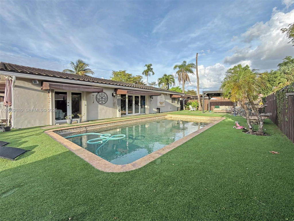 Real estate property located at 6726 Orchid Dr, Miami-dade, Miami Lakes Sec 4, Miami Lakes, FL