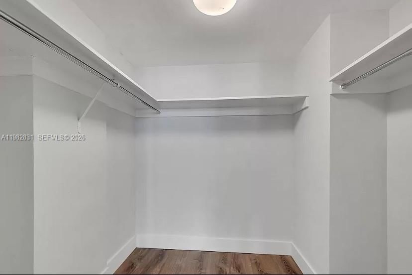 Real estate property located at 5401 Collins Ave #411, Miami-dade, The Carriage House Condo, Miami Beach, FL