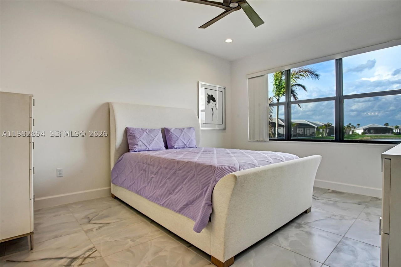 Real estate property located at 12799 Middlecreek Rd, St Lucie, Valencia Parc, Port St Lucie, FL