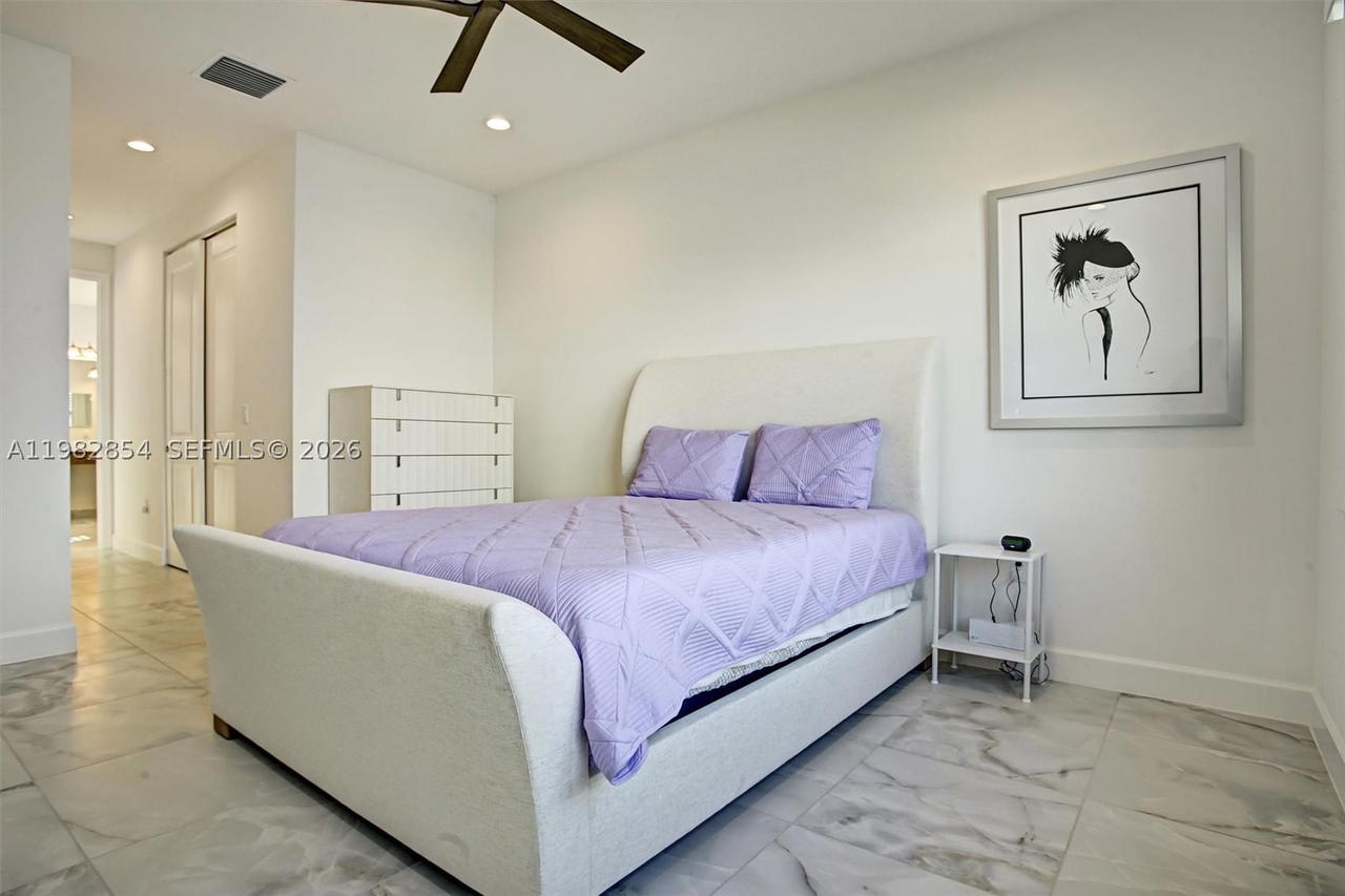 Real estate property located at 12799 Middlecreek Rd, St Lucie, Valencia Parc, Port St Lucie, FL