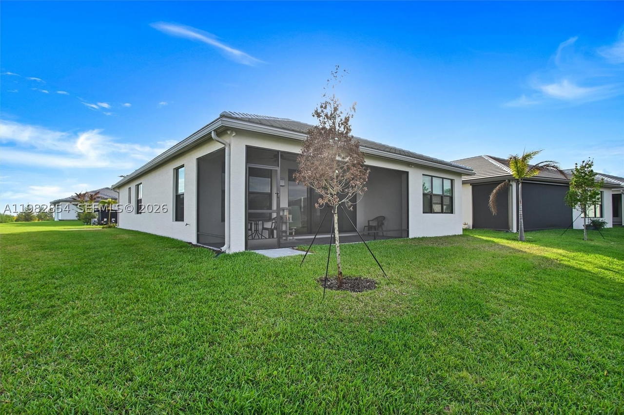 Real estate property located at 12799 Middlecreek Rd, St Lucie, Valencia Parc, Port St Lucie, FL