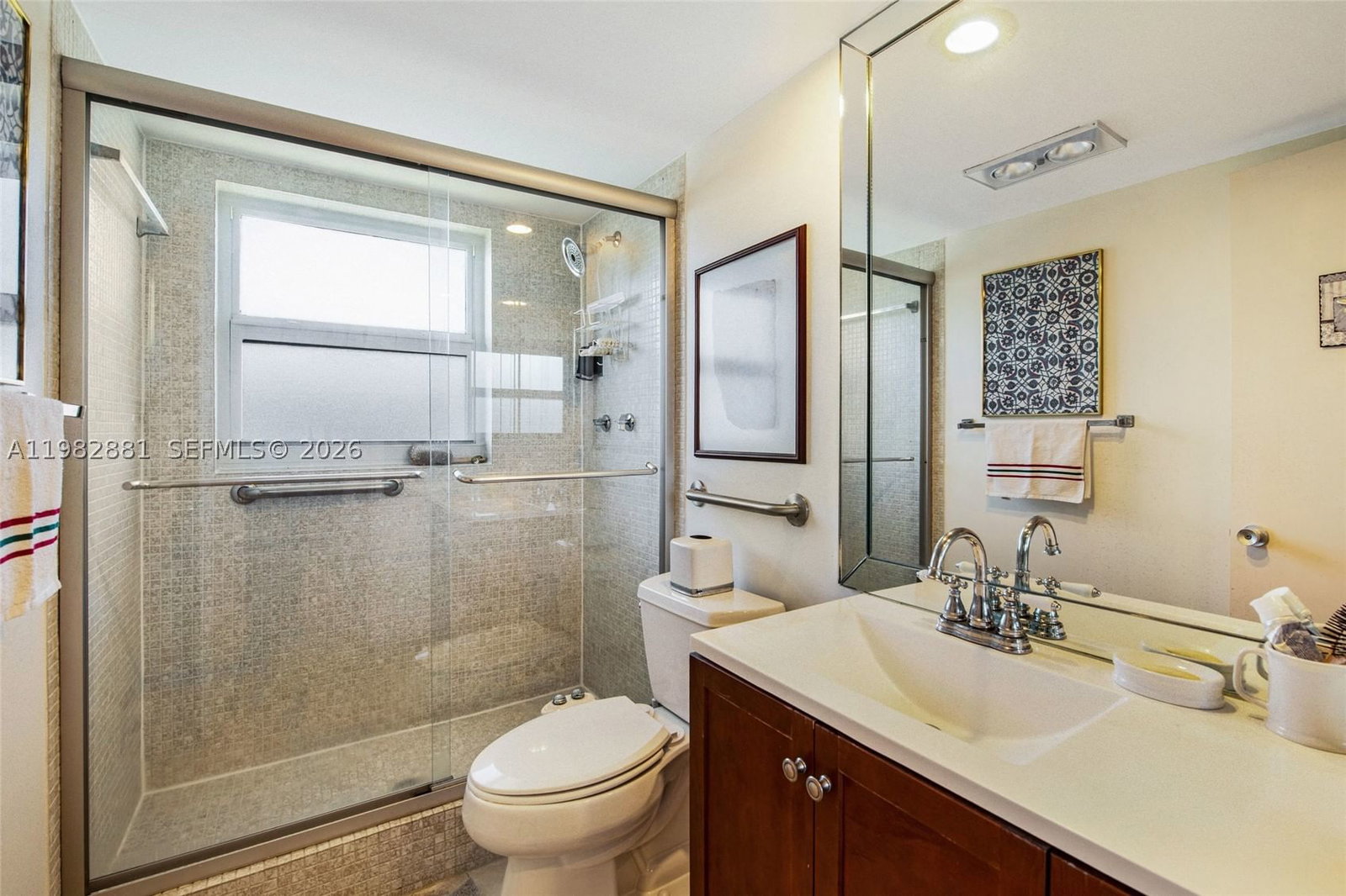 Real estate property located at 3050 48th Ct #401, Broward, No 1 Palm-aire At Coral K, Lighthouse Point, FL