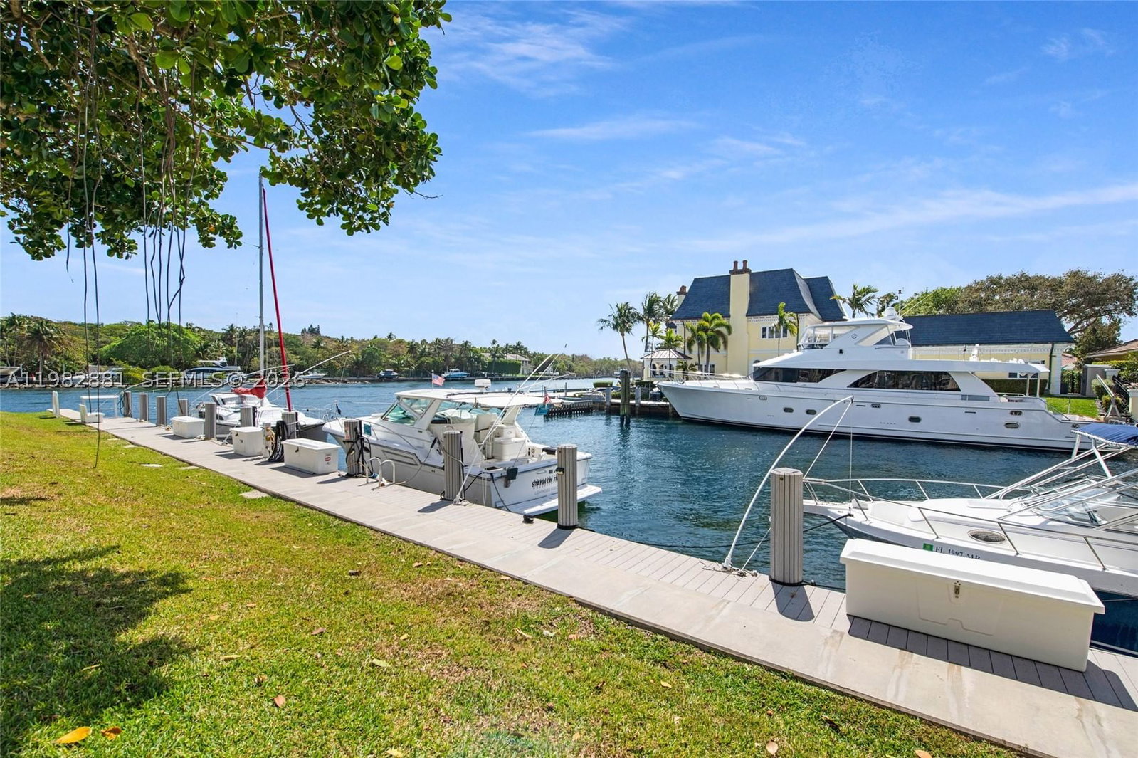 Real estate property located at 3050 48th Ct #401, Broward, No 1 Palm-aire At Coral K, Lighthouse Point, FL