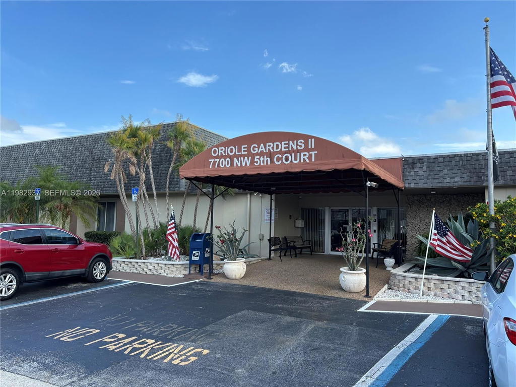 Real estate property located at 601 80th Ave #207, Broward, Oriole Gardens Two 66 Con, Margate, FL