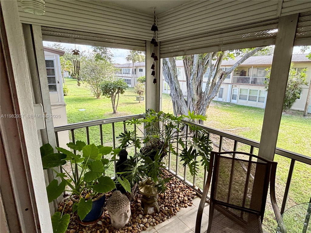 Real estate property located at 601 80th Ave #207, Broward, Oriole Gardens Two 66 Con, Margate, FL