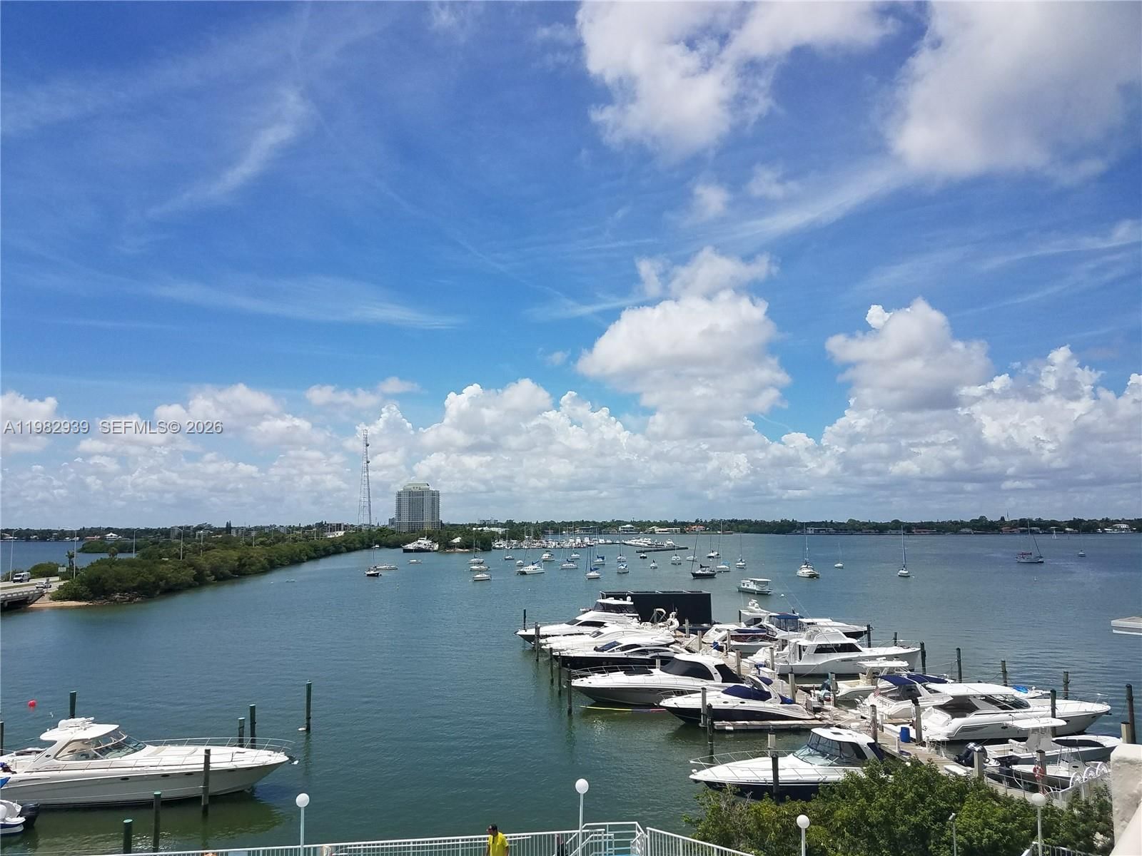 Real estate property located at 7904 West Dr #411, Miami-dade, Bayshore Yacht & Tennis C, North Bay Village, FL