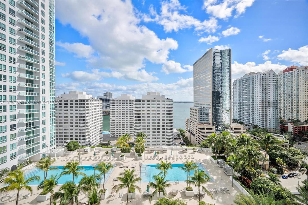 Real estate property located at 951 Brickell Ave #1806, Miami-dade, The Plaza 901 Brickell Co, Miami, FL