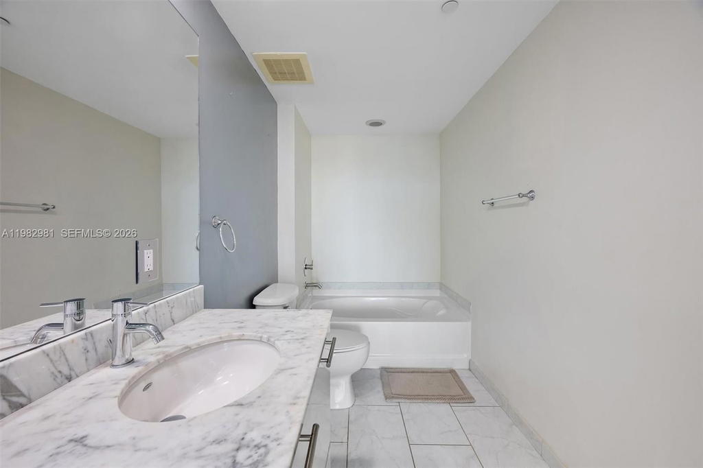 Real estate property located at 951 Brickell Ave #1806, Miami-dade, The Plaza 901 Brickell Co, Miami, FL