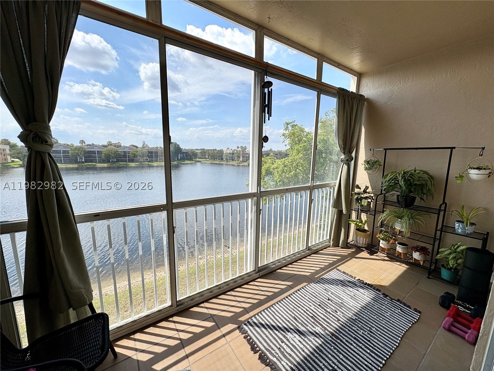 Real estate property located at 7647 Southampton Ter #304, Broward, Southampton Condominium, Tamarac, FL