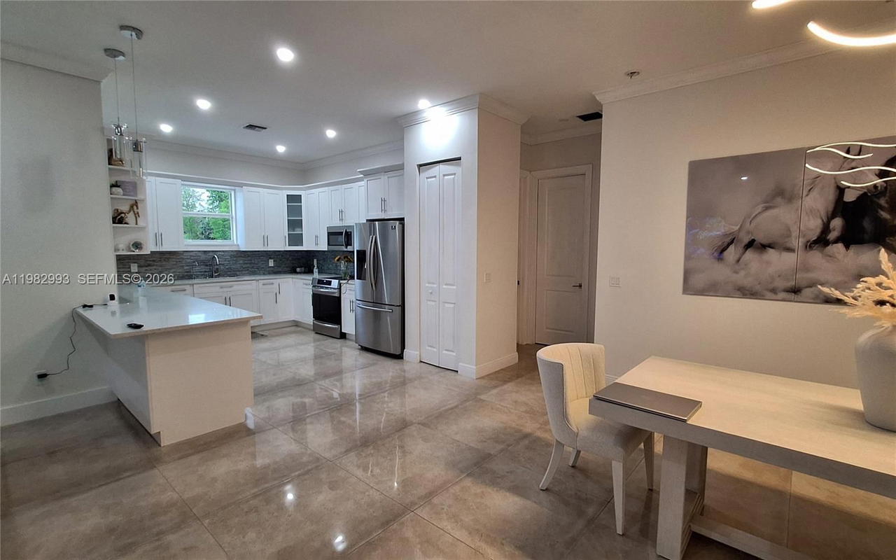 Real estate property located at 3646 28TH AVE SE, Collier, Golden Gate Est, Naples, FL