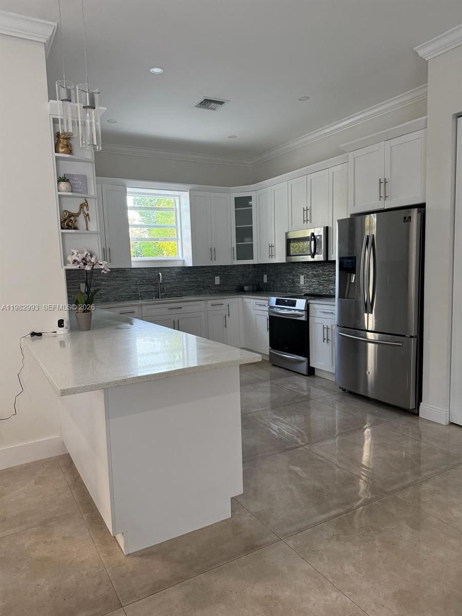 Real estate property located at 3646 28TH AVE SE, Collier, Golden Gate Est, Naples, FL