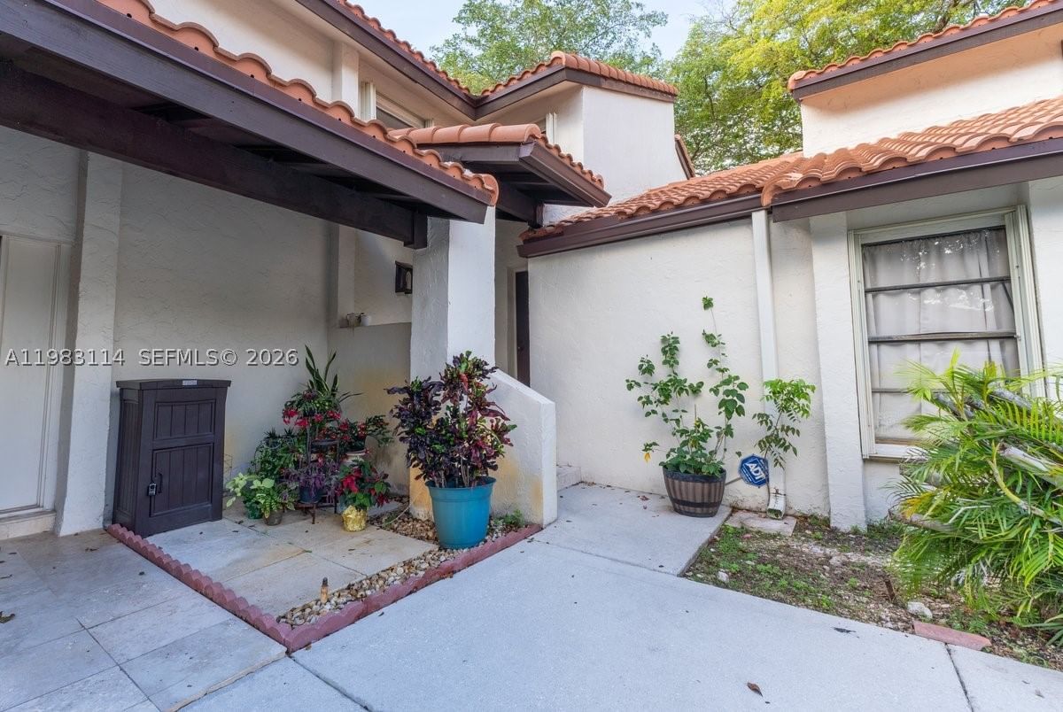Real estate property located at 13288 114th Ln #67-2, Miami-dade, Crossings Village Homes C, Miami, FL
