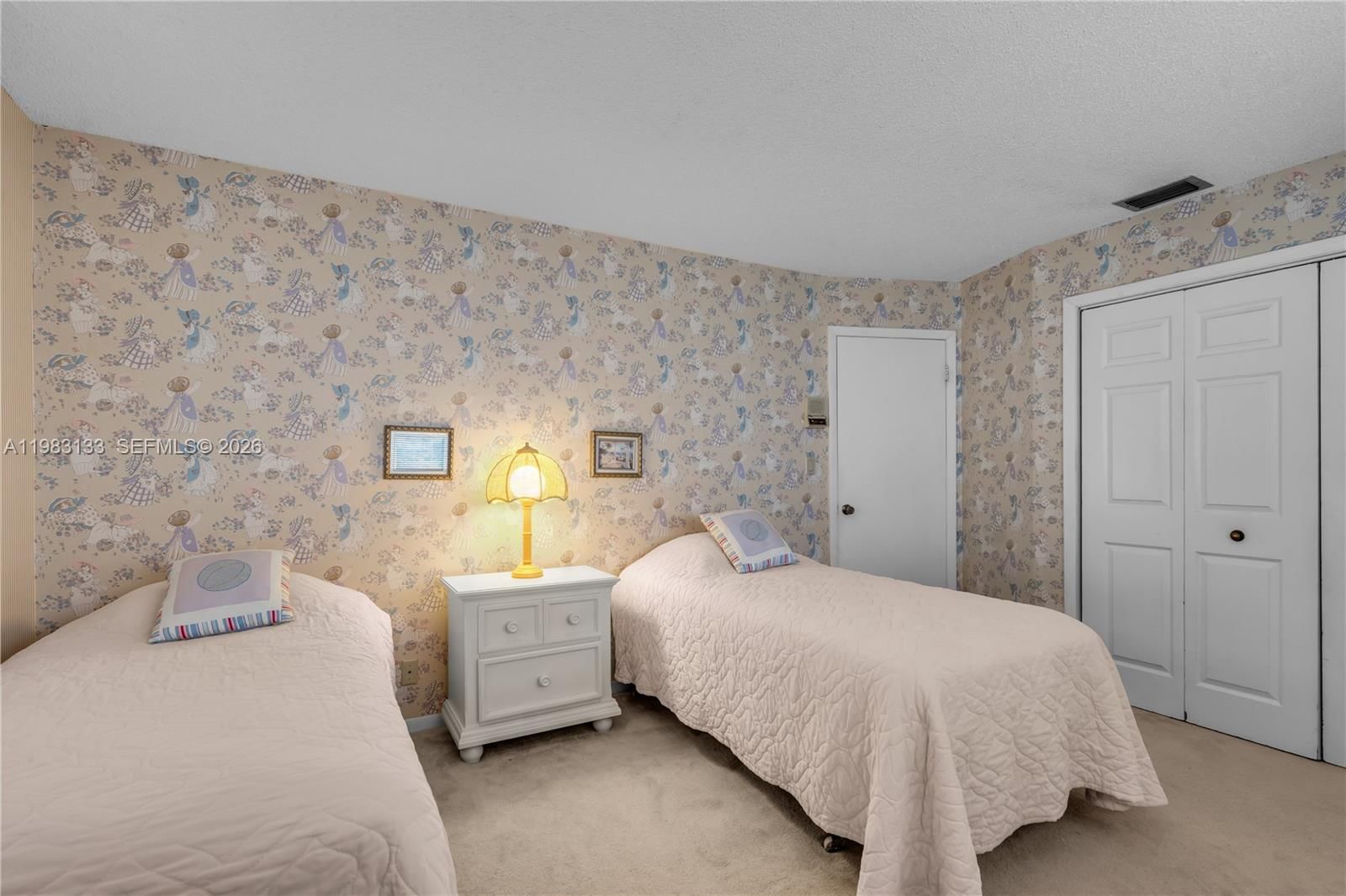 Real estate property located at 16623 Waters Edge Dr, Broward, Bonaventure Lakes Add 1, Weston, FL