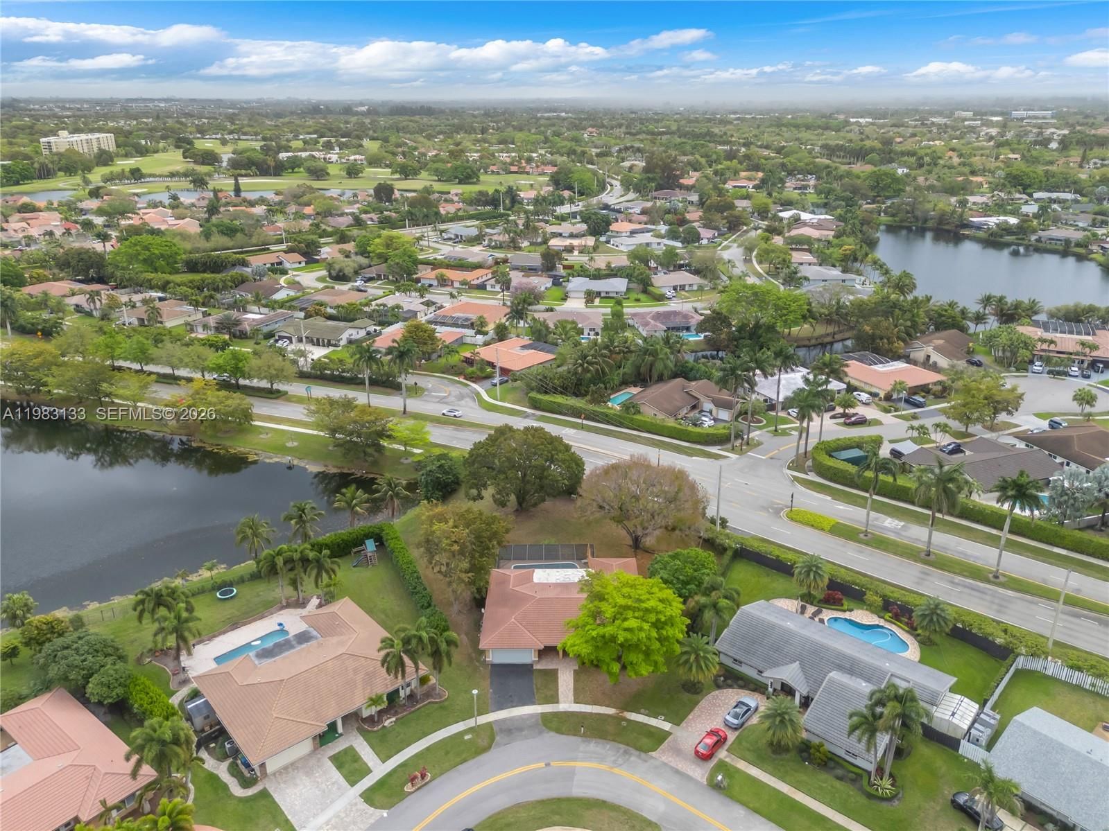 Real estate property located at 16623 Waters Edge Dr, Broward, Bonaventure Lakes Add 1, Weston, FL