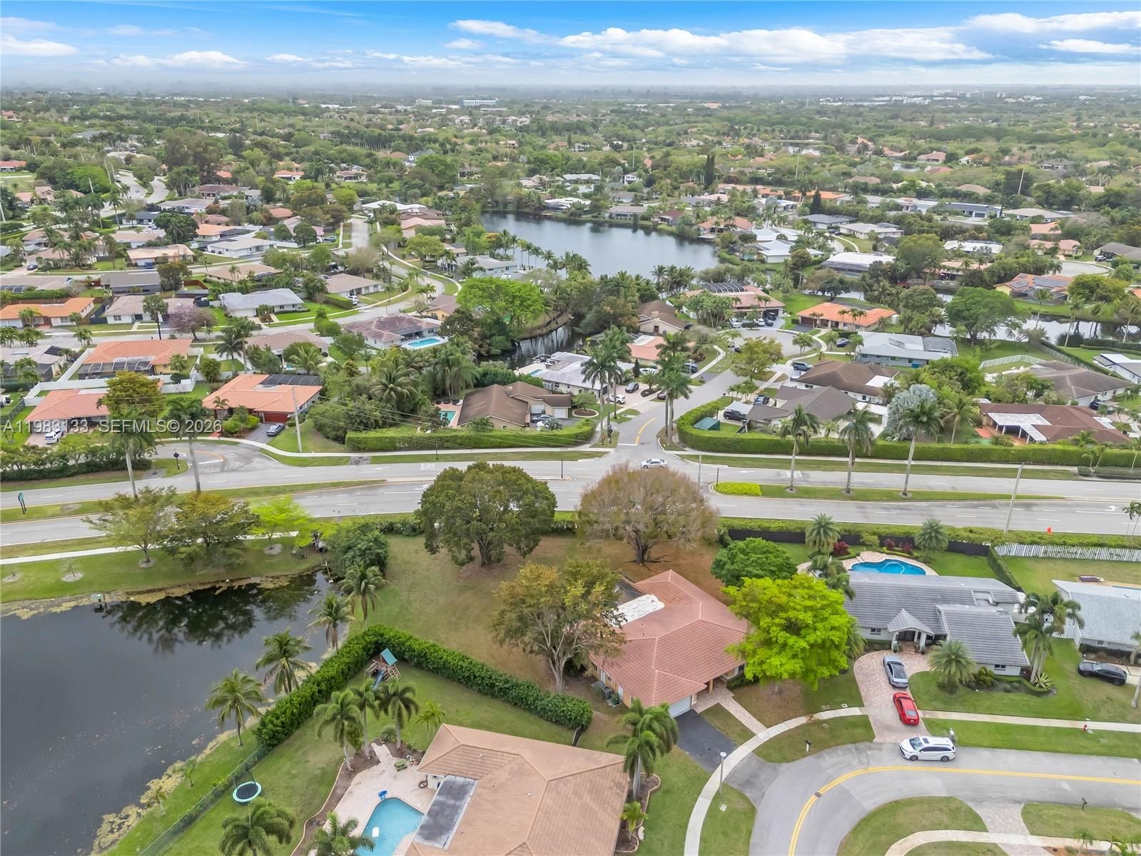 Real estate property located at 16623 Waters Edge Dr, Broward, Bonaventure Lakes Add 1, Weston, FL