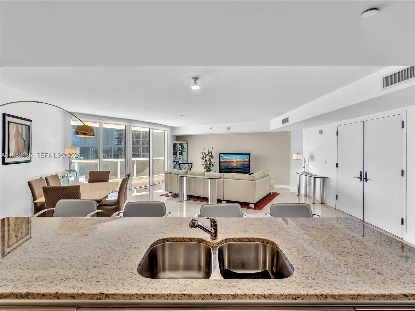 Real estate property located at 17201 Collins Ave #704, Miami-dade, Ocean Four Condo, Sunny Isles Beach, FL