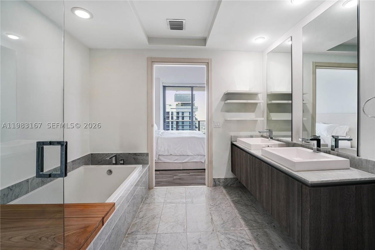 Real estate property located at 801 Miami Ave #4509, Miami-dade, 801 Sma Residences Condo, Miami, FL