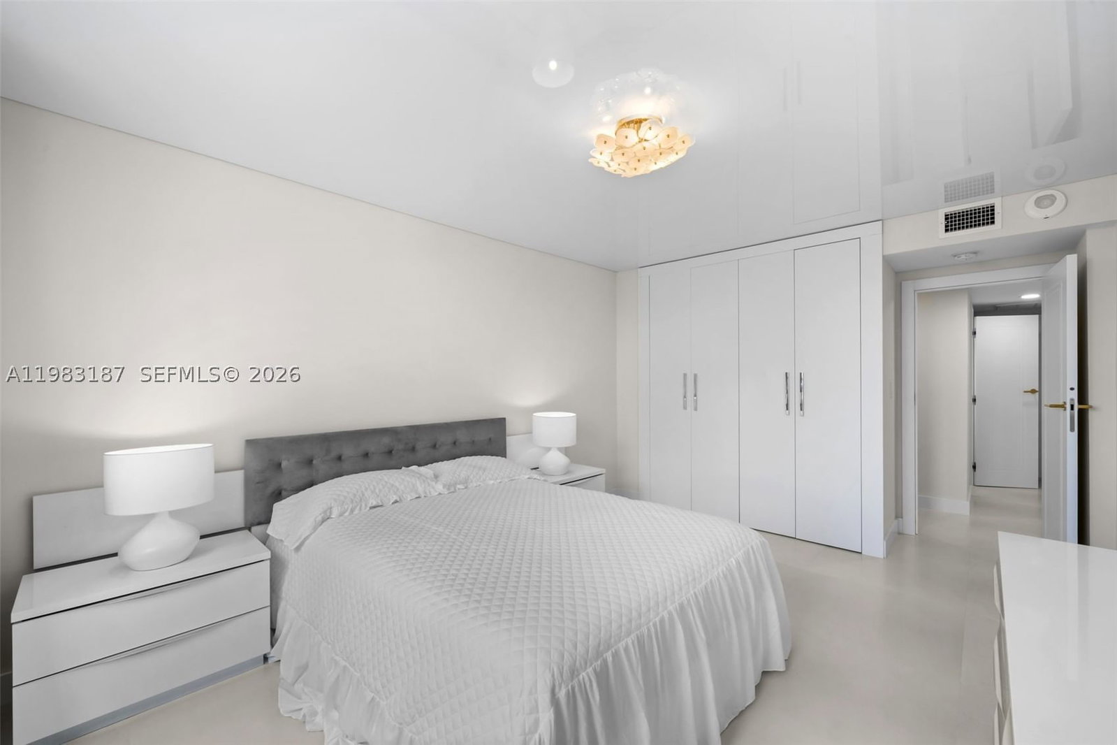 Real estate property located at 230 174th St #2202, Miami-dade, Winston Tower 300 Condo, Sunny Isles Beach, FL