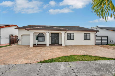 Real estate property located at 14563 172nd Ln, Miami-dade, Majestic Homes, Miami, FL