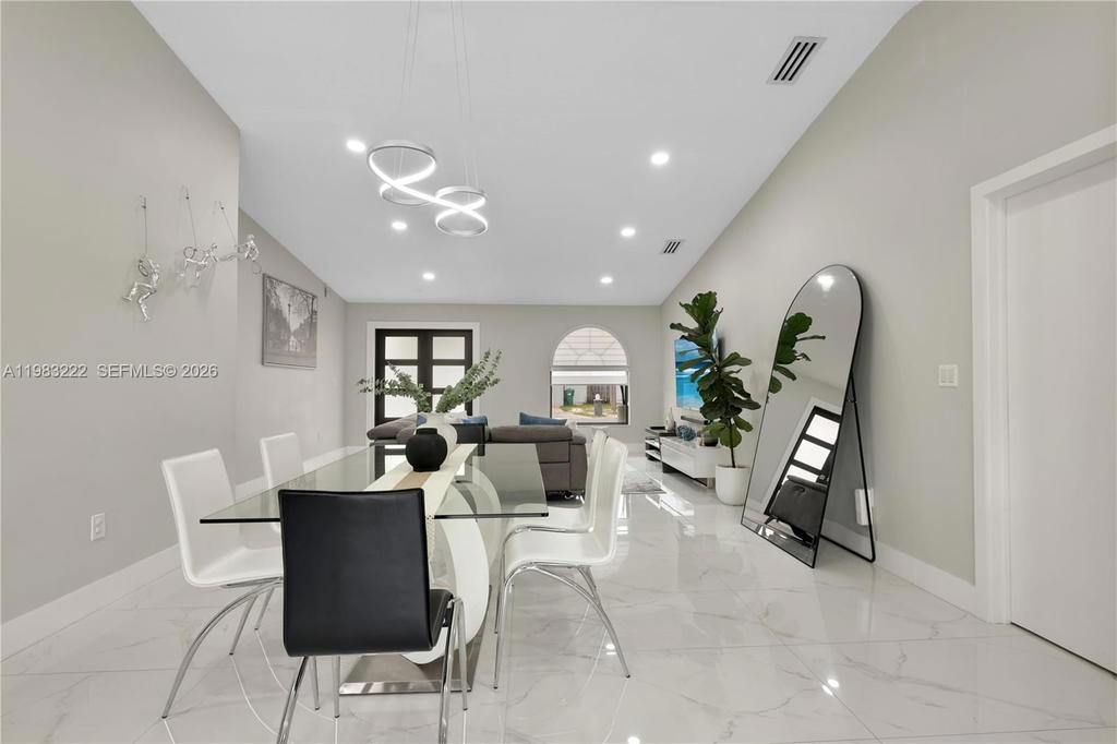 Real estate property located at 14563 172nd Ln, Miami-dade, Majestic Homes, Miami, FL