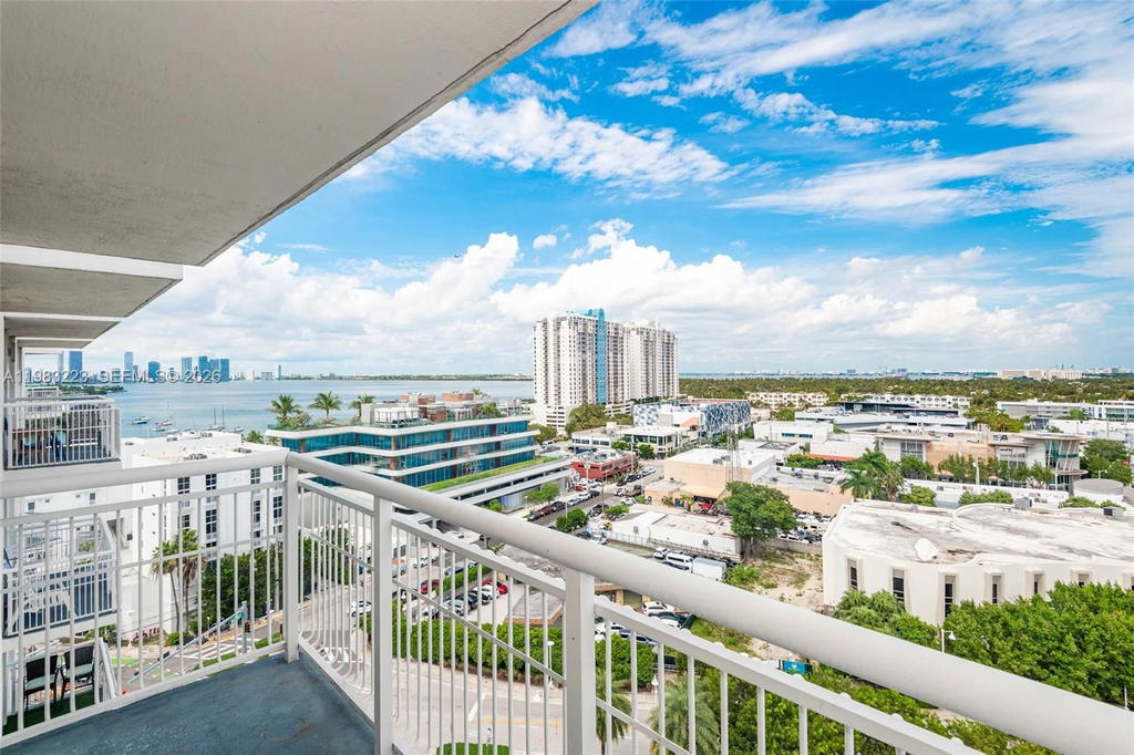 Real estate property located at 1688 West Ave PH-07, Miami-dade, West Bay Plaza Condo, Miami Beach, FL