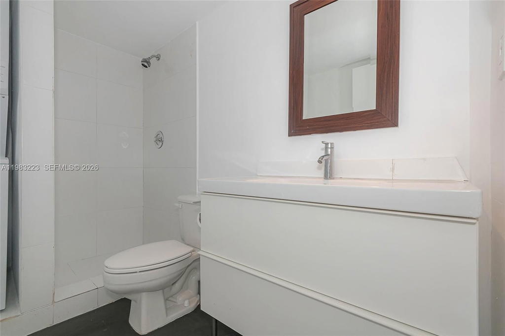 Real estate property located at 1688 West Ave PH-07, Miami-dade, West Bay Plaza Condo, Miami Beach, FL
