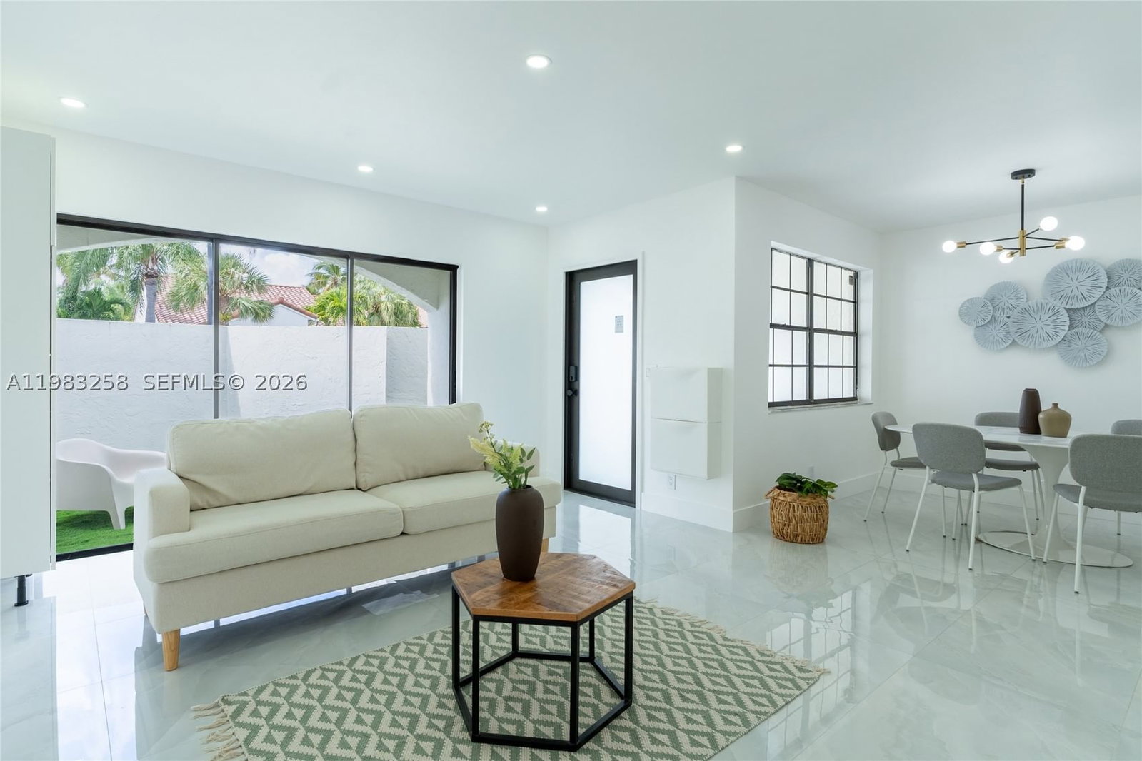 Real estate property located at 21204 Harbor Way #122-12, Miami-dade, Costain Villas Harbor Vil, Aventura, FL
