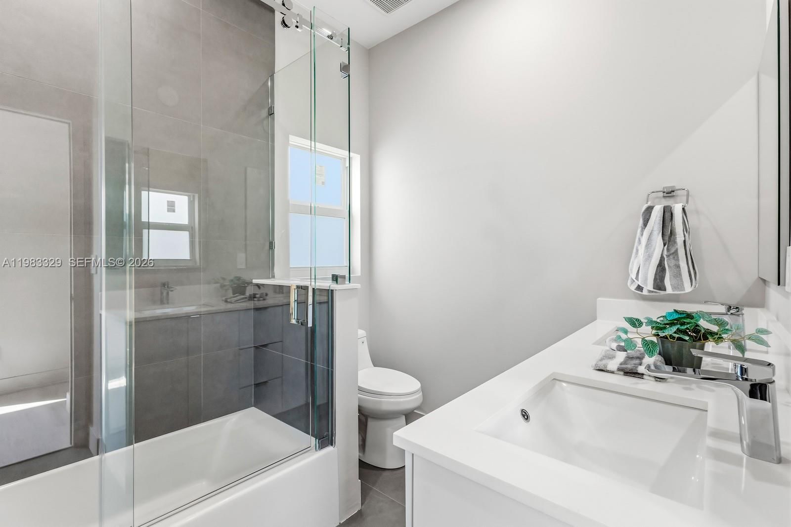 Real estate property located at 1028 8th Ave, Broward, Progresso, Fort Lauderdale, FL