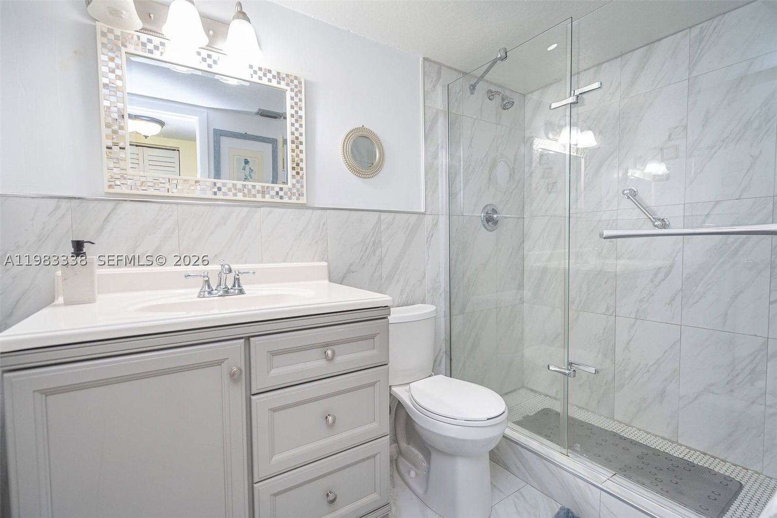 Real estate property located at 1000 Colony Point Cir #203, Broward, Colony Point 2 Condo, Pembroke Pines, FL