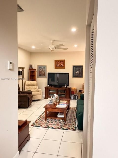 Real estate property located at 4432 93rd Doral Ct, Miami-dade, Doral Estates Villas, Doral, FL
