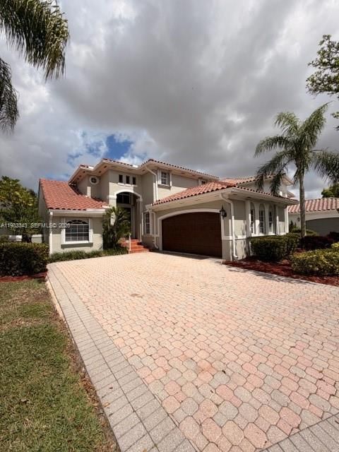 Real estate property located at 4432 93rd Doral Ct, Miami-dade, Doral Estates Villas, Doral, FL