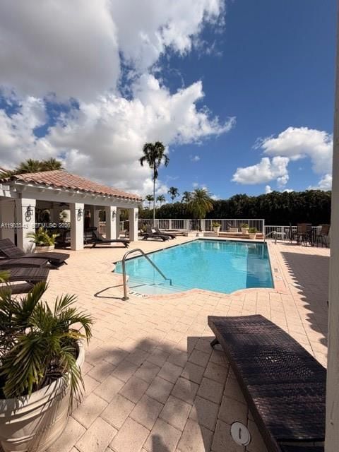 Real estate property located at 4432 93rd Doral Ct, Miami-dade, Doral Estates Villas, Doral, FL