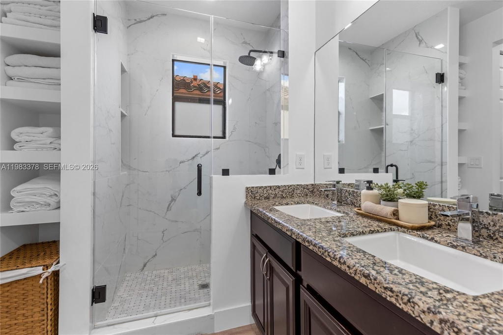 Real estate property located at 9094 36th St, Broward, Foxcroft Homes Phase Ii, Miramar, FL