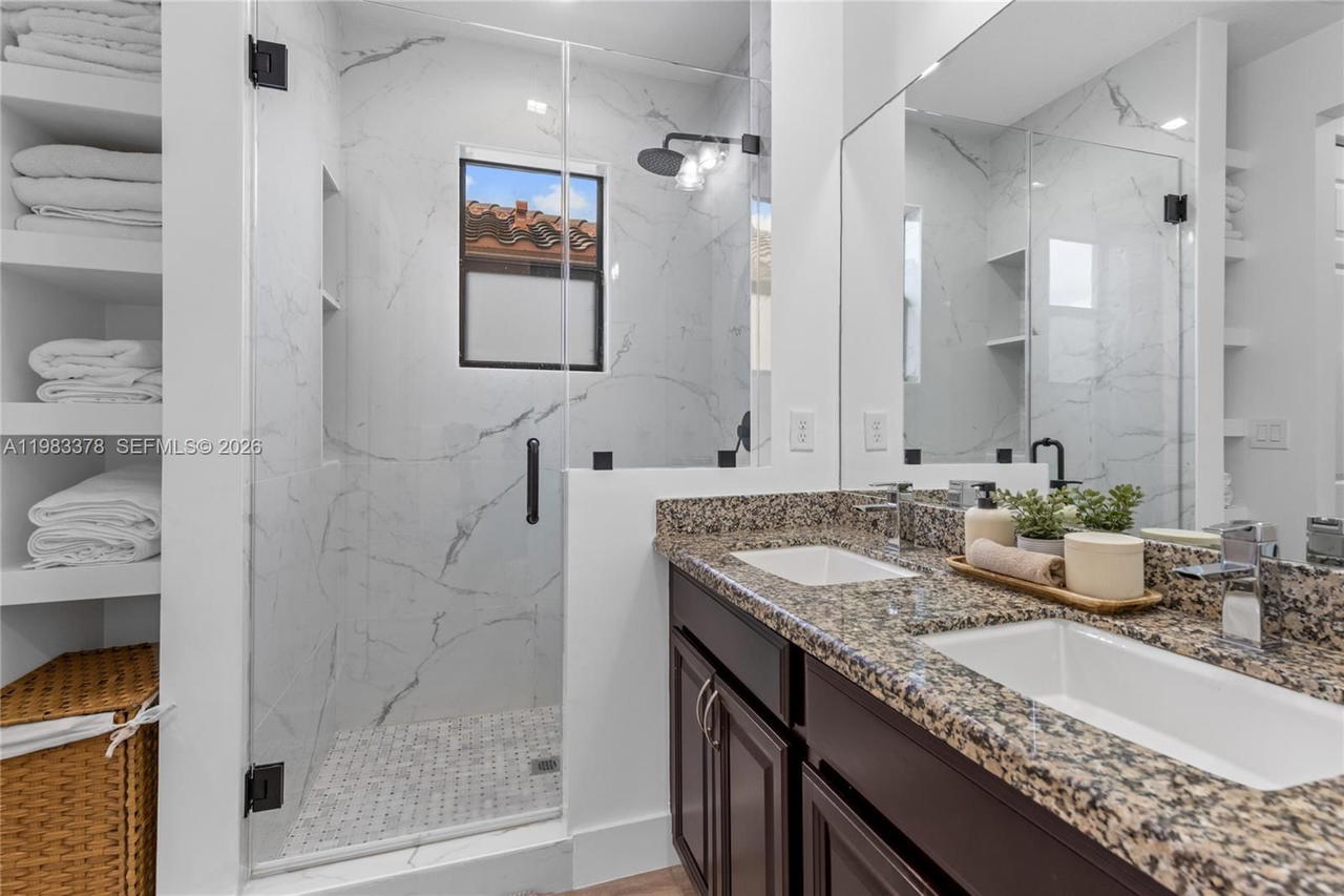 Real estate property located at 9094 36th St, Broward, Foxcroft Homes Phase Ii, Miramar, FL