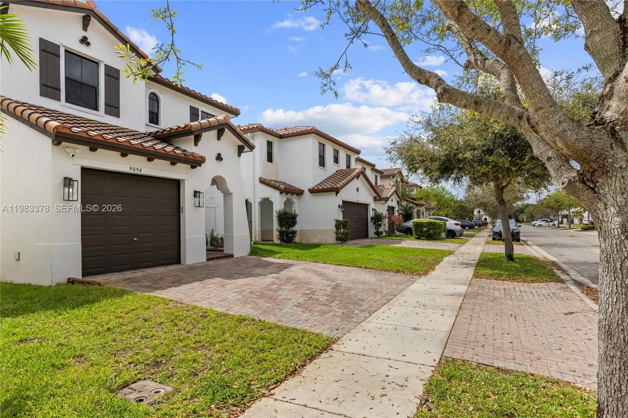 Real estate property located at 9094 36th St, Broward, Foxcroft Homes Phase Ii, Miramar, FL