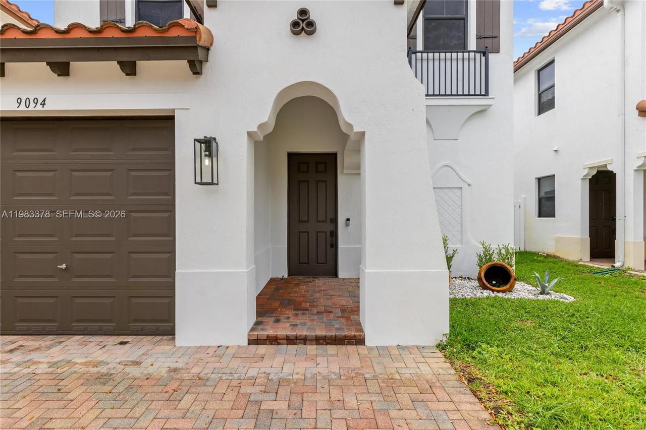 Real estate property located at 9094 36th St, Broward, Foxcroft Homes Phase Ii, Miramar, FL
