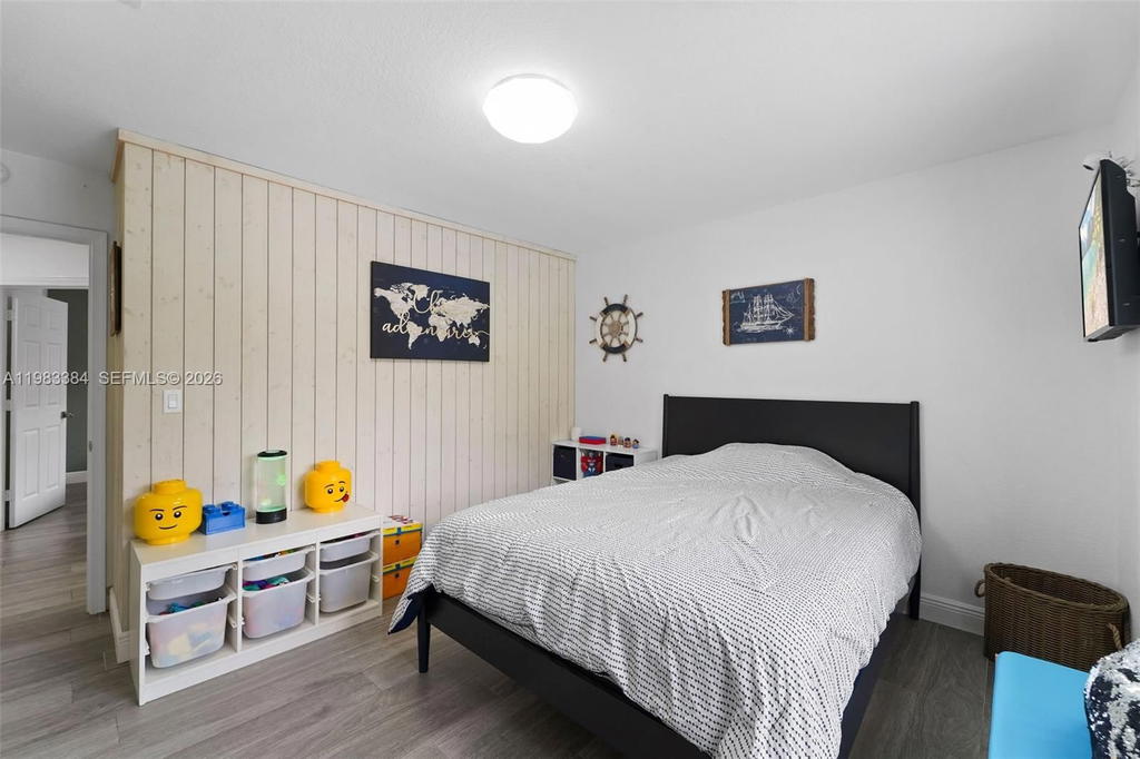Real estate property located at 7827 166th Ter, Miami-dade, Primavera, Miami Lakes, FL
