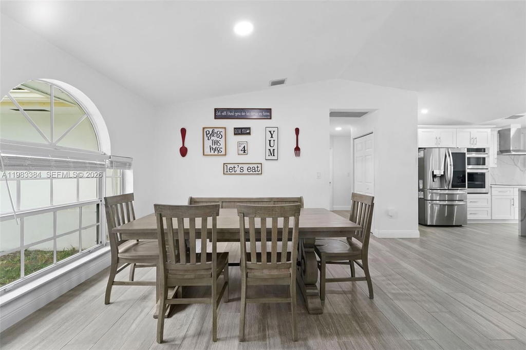 Real estate property located at 7827 166th Ter, Miami-dade, Primavera, Miami Lakes, FL