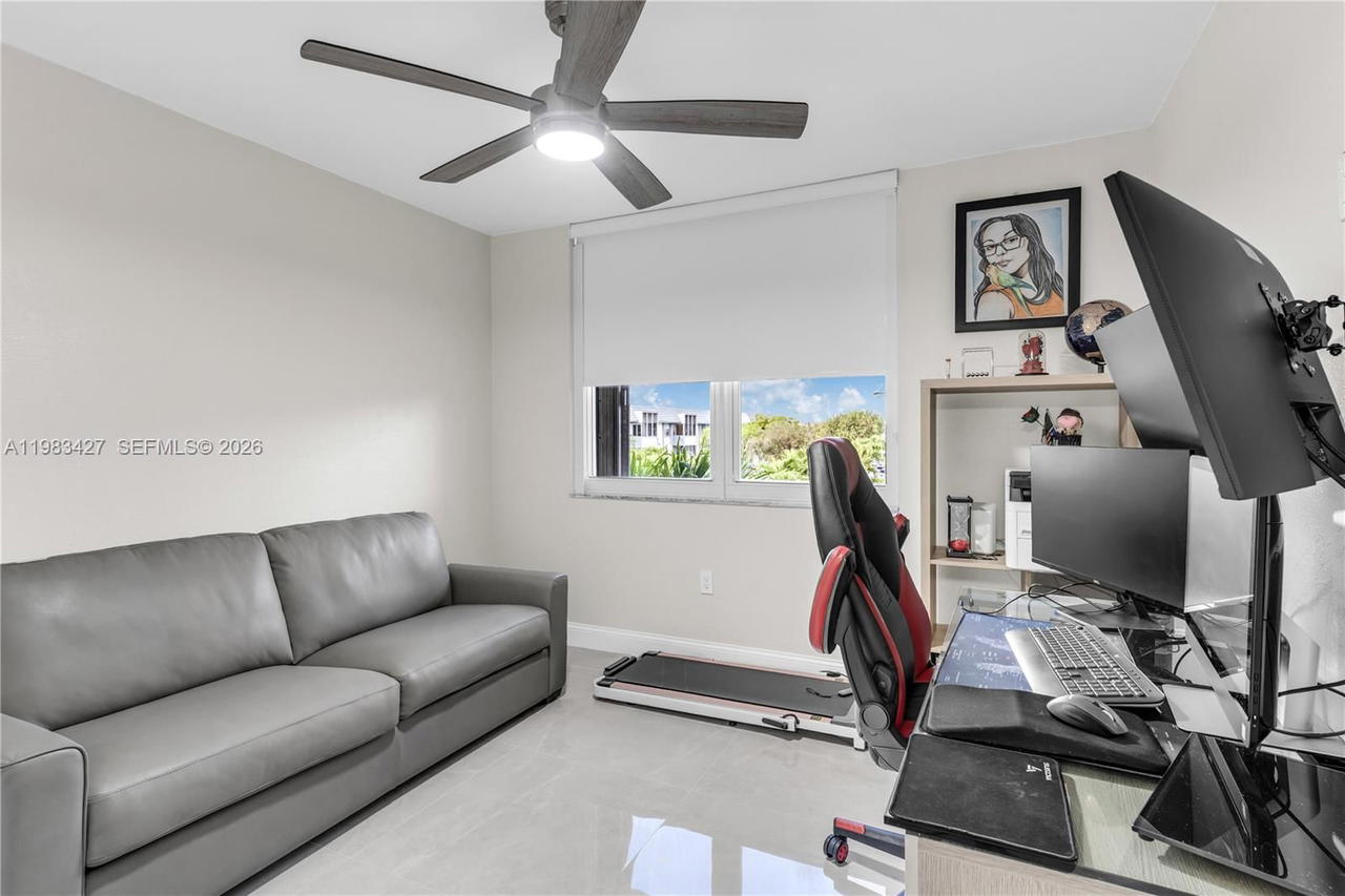 Real estate property located at 6701 169th St B303, Miami-dade, Ludlum Lake Condo Bldg C, Hialeah, FL