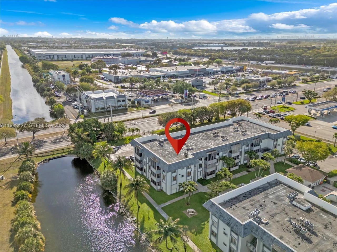Real estate property located at 6701 169th St B303, Miami-dade, Ludlum Lake Condo Bldg C, Hialeah, FL