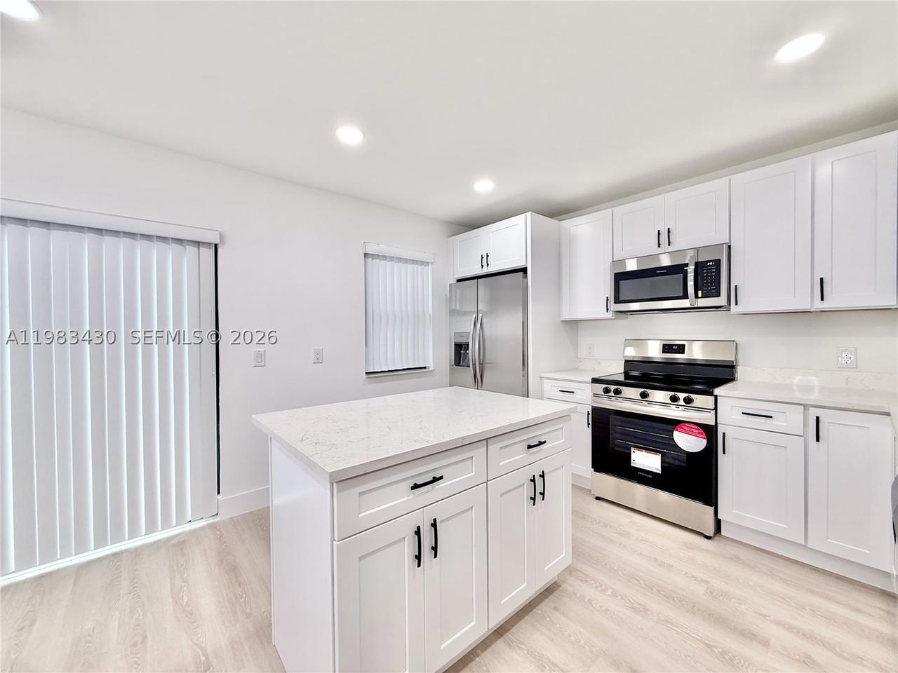 Real estate property located at 404 Sandtree Dr, Palm Beach, Sandtree, Palm Beach Gardens, FL