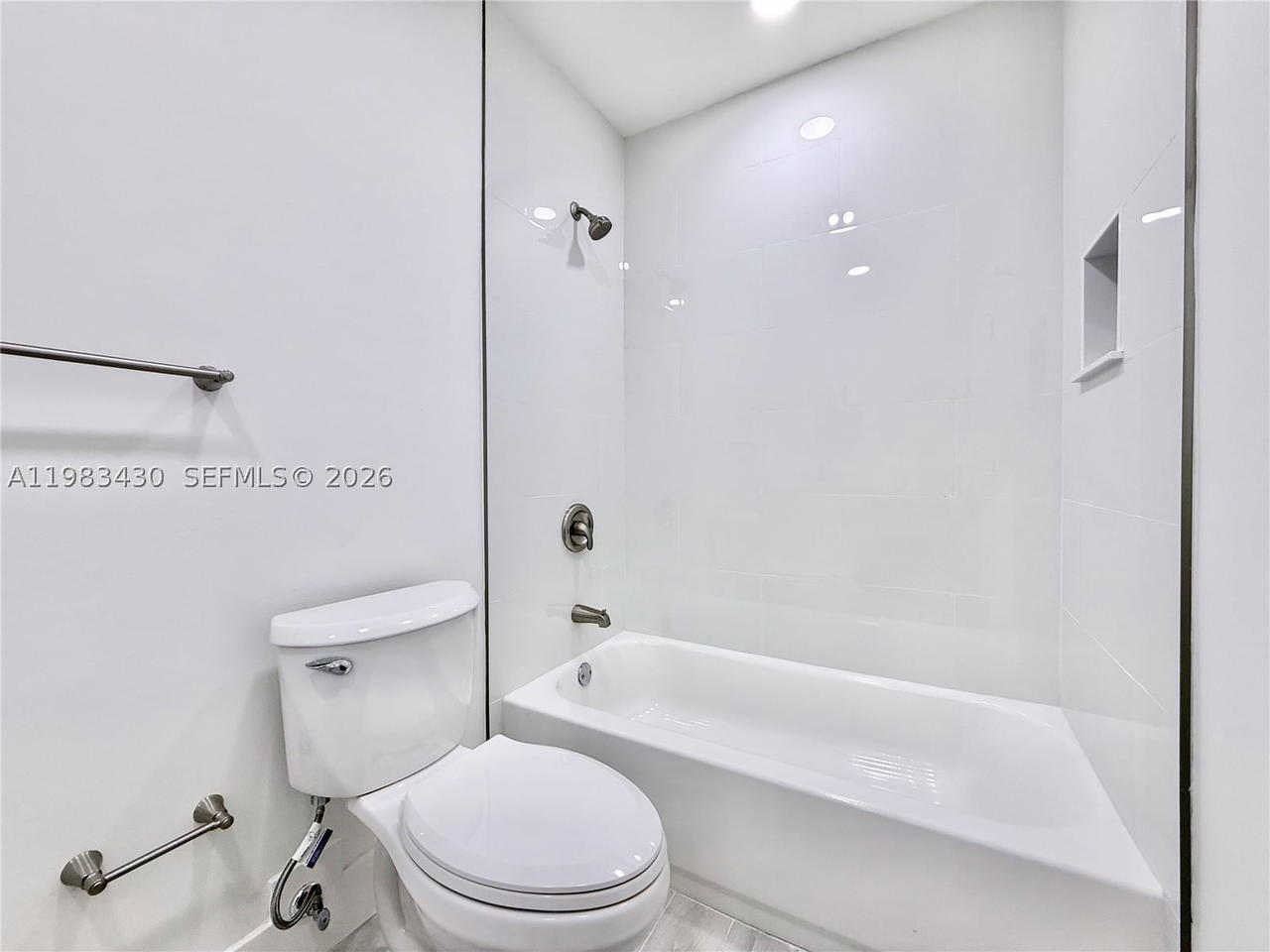 Real estate property located at 404 Sandtree Dr, Palm Beach, Sandtree, Palm Beach Gardens, FL