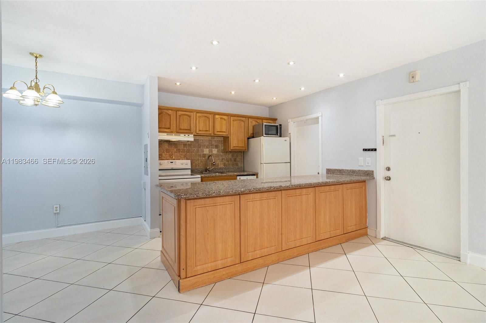 Real estate property located at 7945 104th St #106C, Miami-dade, Venetian Palms Condo, Miami, FL