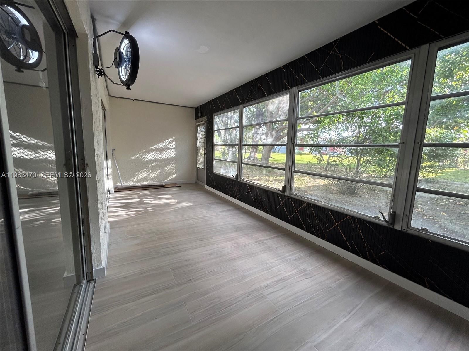 Real estate property located at 609 State Road 7 #1E, Broward, Applegreen Condo Apts 1, Margate, FL