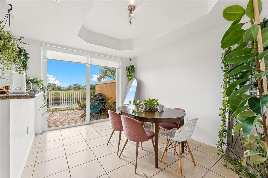 Real estate property located at 1086 144th Ave #802, Broward, Pembroke Cay Condo, Pembroke Pines, FL